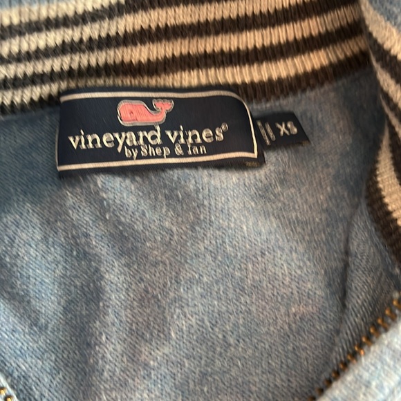 5-pc Vineyard Vines Top Bundle - Picture 6 of 9